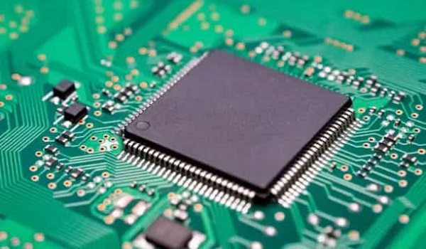 米中協議進展で注目高まる半導体関連銘柄、日本市場に追い風